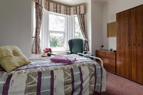 Southampton  - SO19 9BE